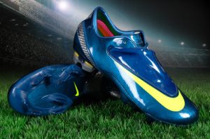 Why do my football boots smell of cat pee? - Football Boots Guru