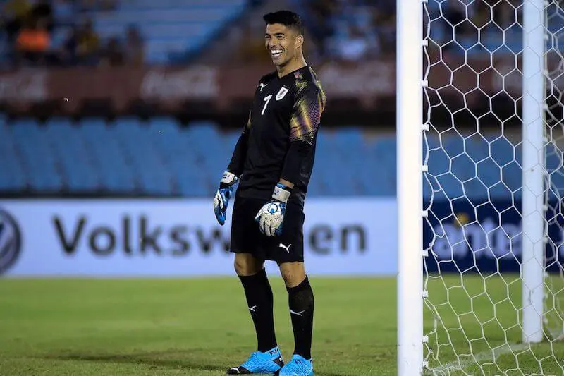 What football boots does Barca squad wear 2019-20 - Luis Suarez wears Puma Future 5.1 Netfit football boots