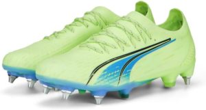 Puma Ultra Ultimate - best football boots for strikers forwards and attackers 2024